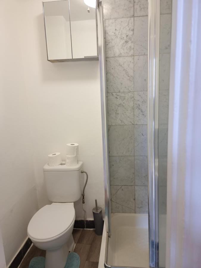 F8-Mezzanine 1St Floor Flat Fits 3 Near Paddington Apartamento Londres Exterior foto